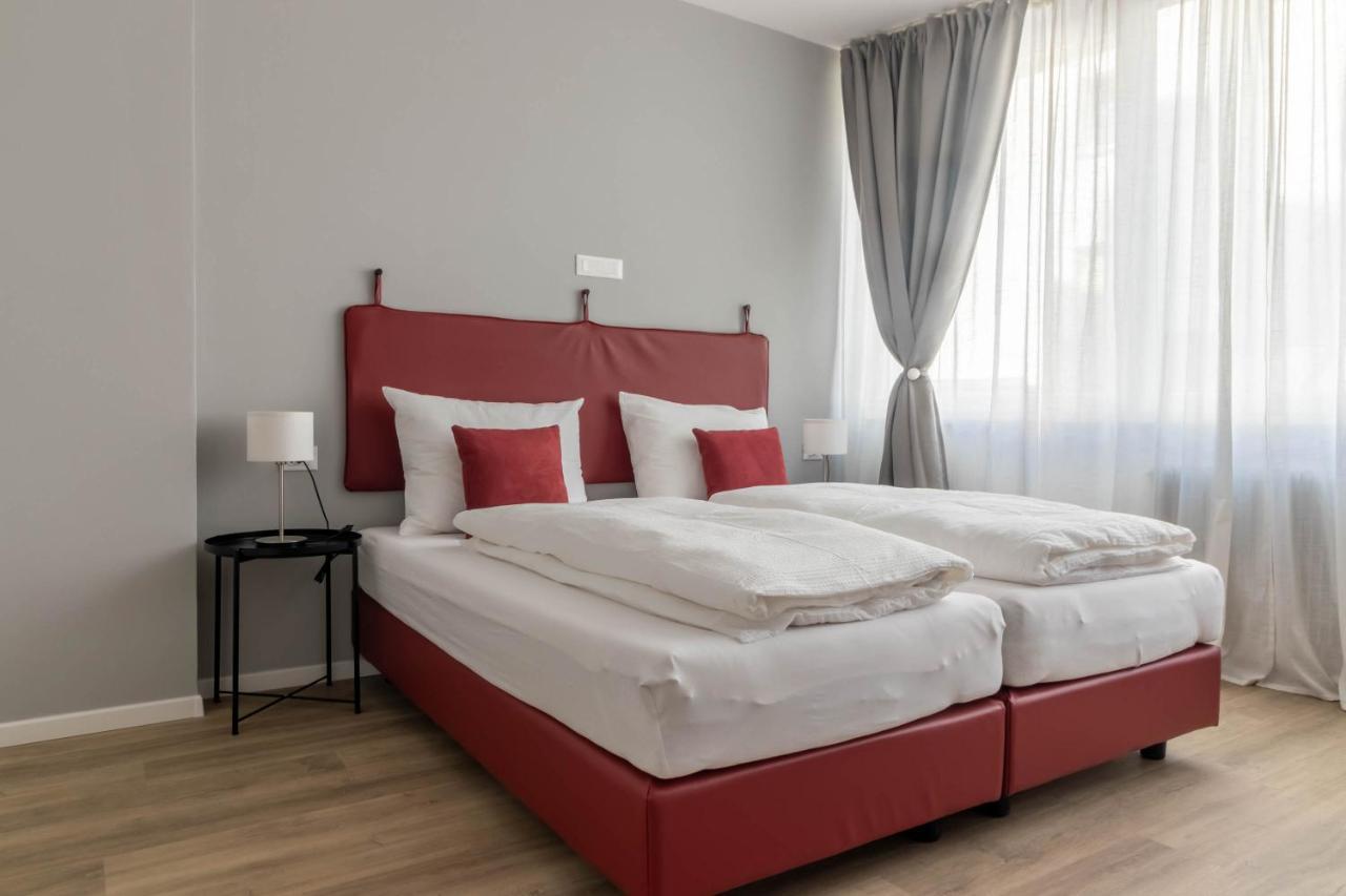 Apartments Iris Merano Esterno foto